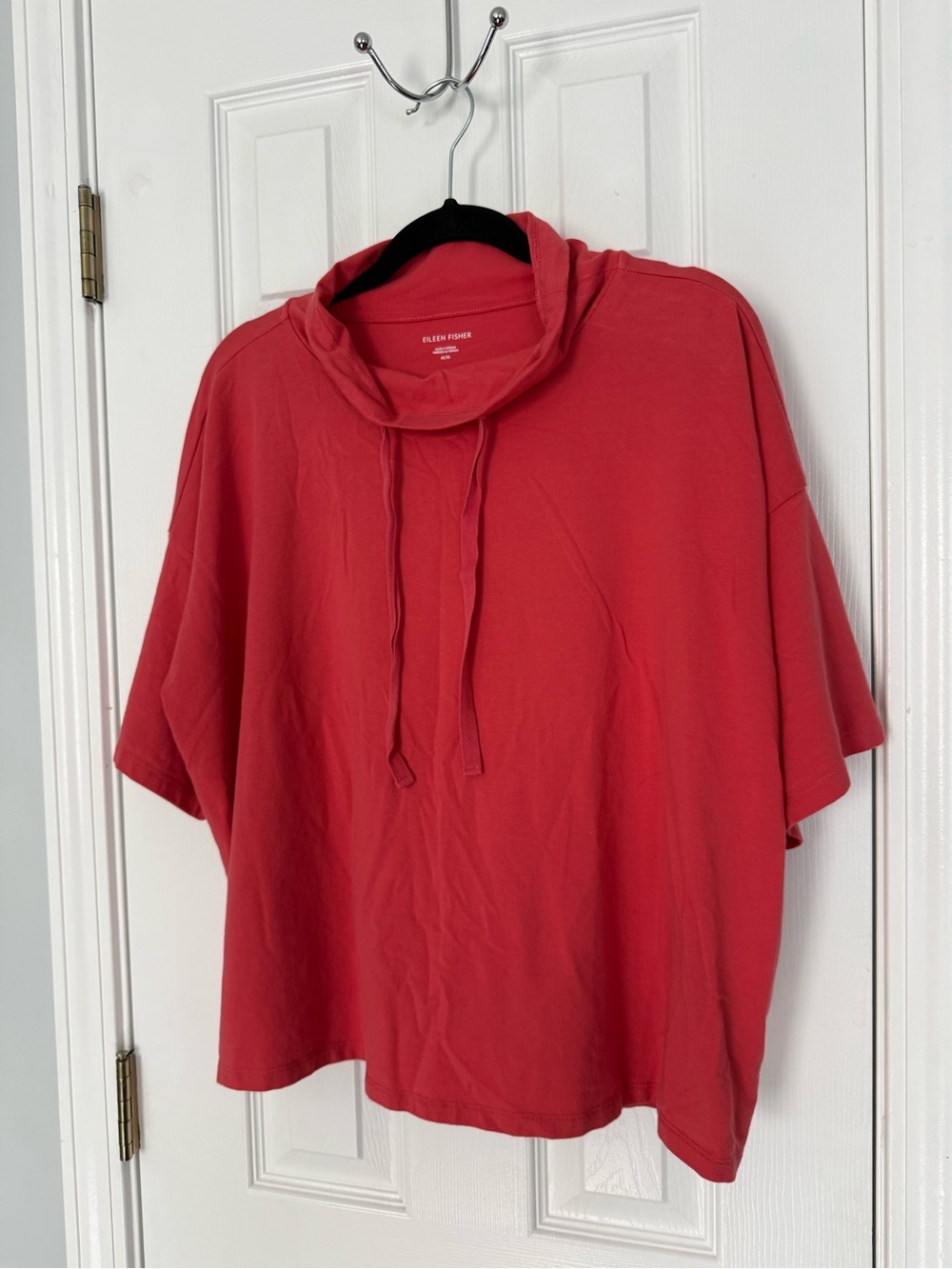Eileen Fisher Organic Cotton Jersey Funnel Neck Box Top Women’s Medium Coral